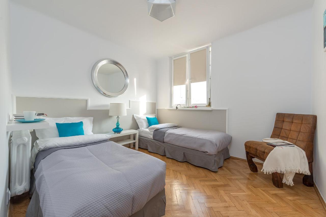 Apartament V Ajax Rondo Onz Warszawa